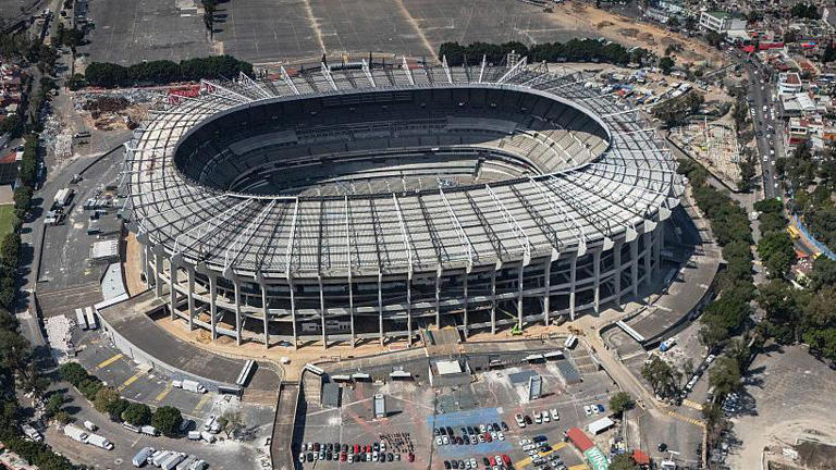 Por qué dibujar a México sería un momento de «círculo completo» para Clarke