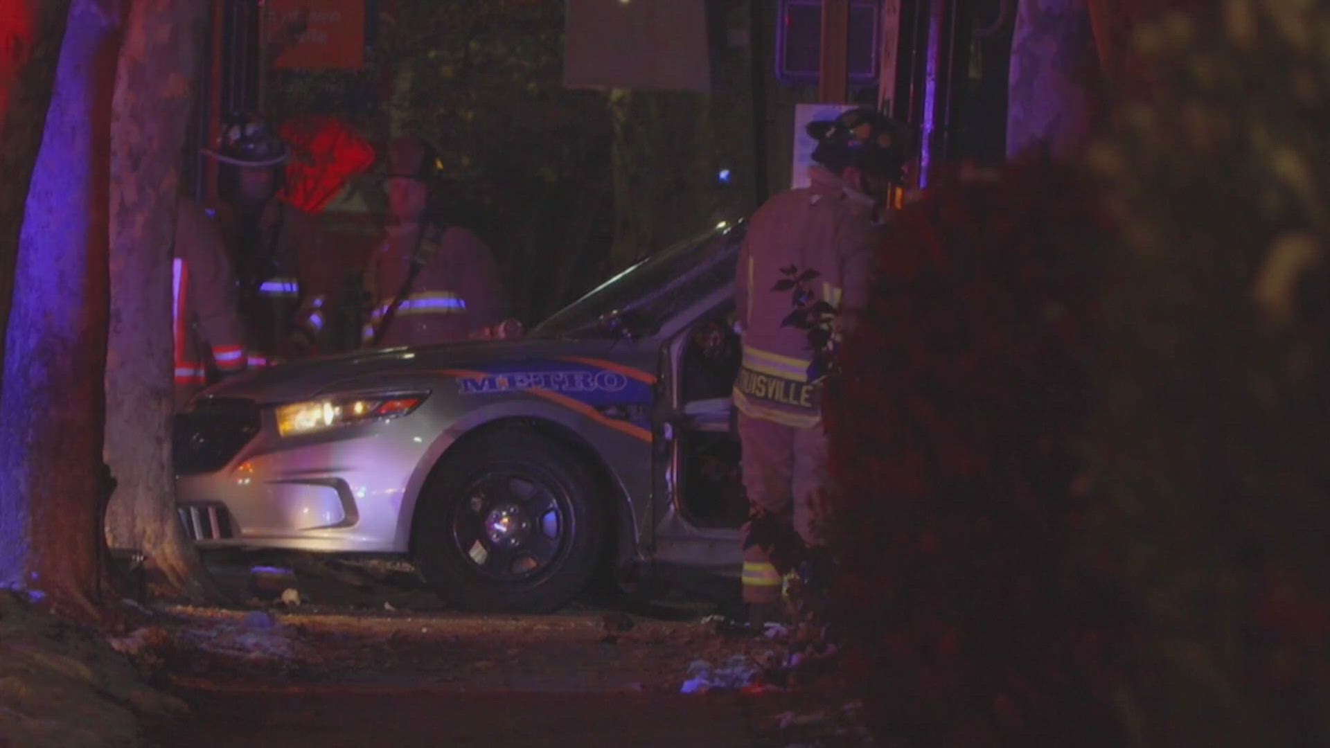 LMPD officer hospitalized after crash in downtown Louisville