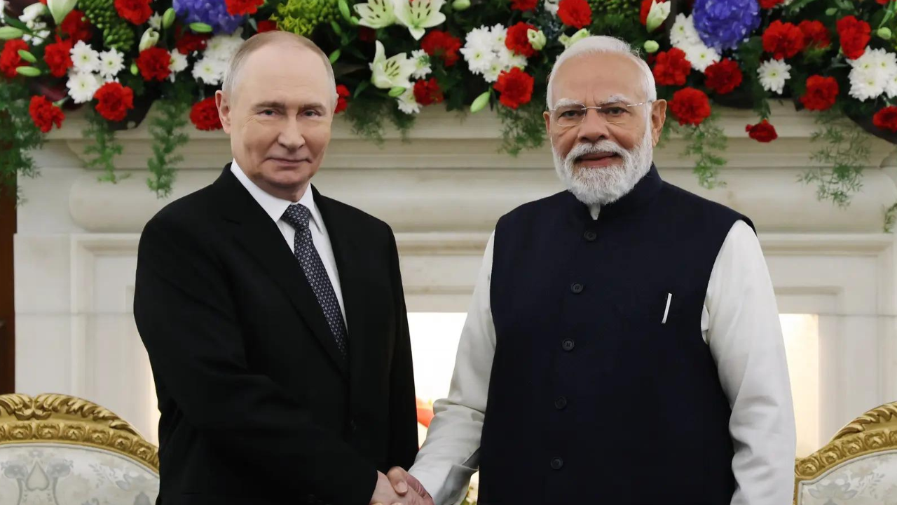 India-Russia summit: PM Modi & Putin announce five-year economic plan ...