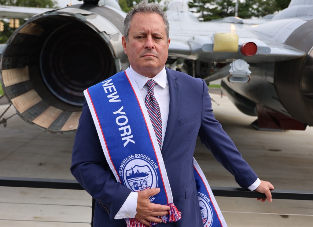 El club de fútbol estadounidense se asocia con el New York Cosmos