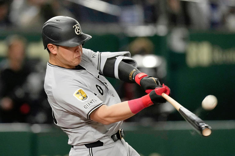 Red Sox reportedly have big interest in signing Japanese infielder