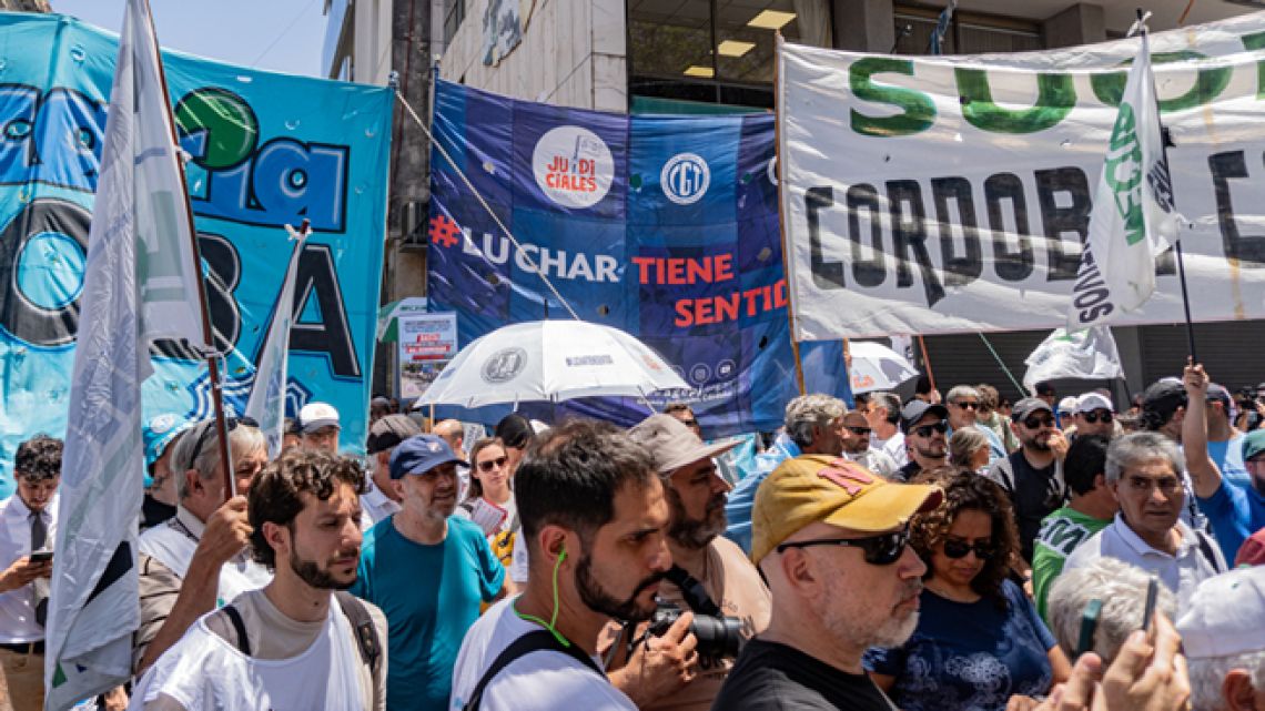 Rechazo sindical a la reforma laboral: la CGT y estatales se movilizan ...