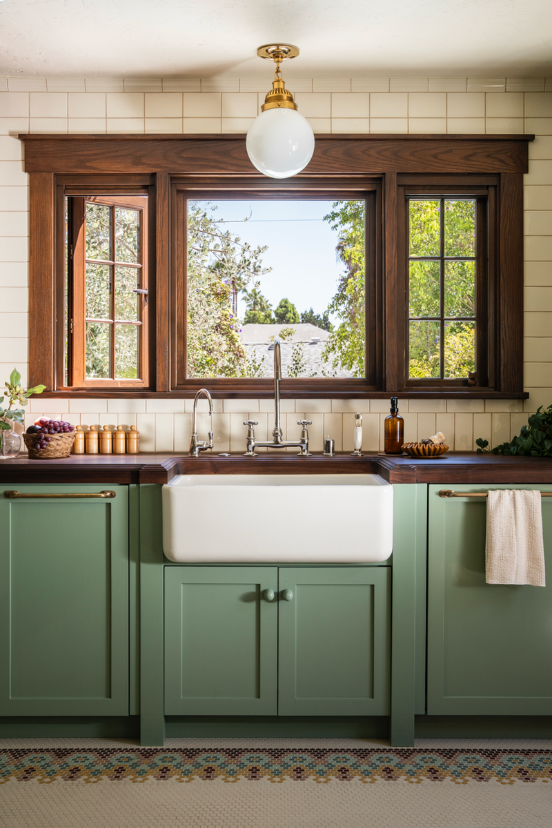 These Designer-Approved Flooring Ideas Look Great in ANY Kitchen