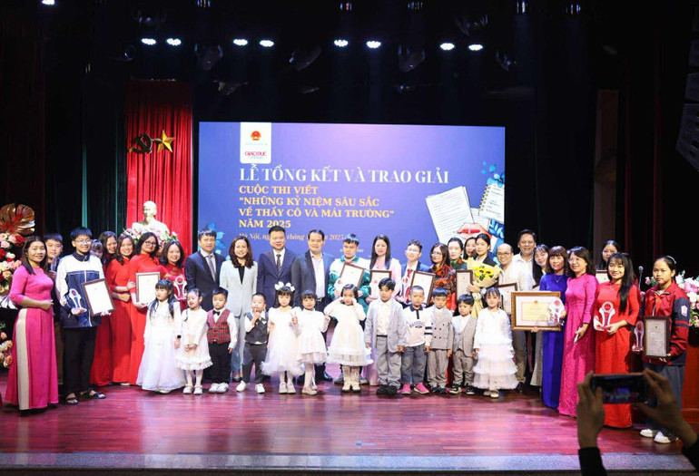 Lan tỏa câu chuyện đẹp về giáo dục