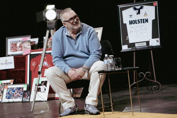 Neil 'Razor' Ruddock delivers big laughs and football tales at Medina ...