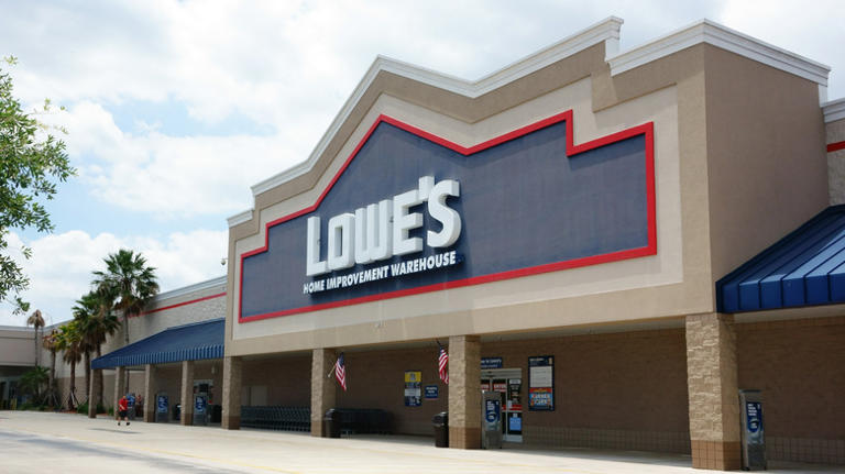 Lowe's is giving out a free gift on December 13, and it's surprisingly ...