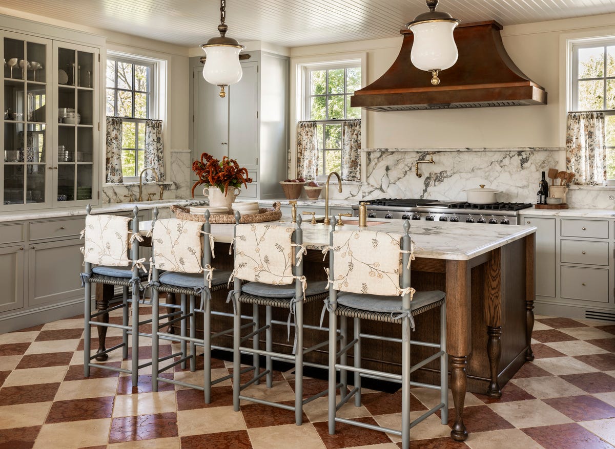 These Designer-Approved Flooring Ideas Look Great in ANY Kitchen