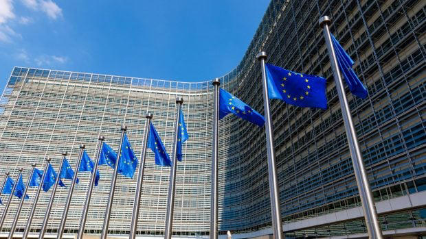 Bruselas advierte a España por la proliferación de impuestos en ...