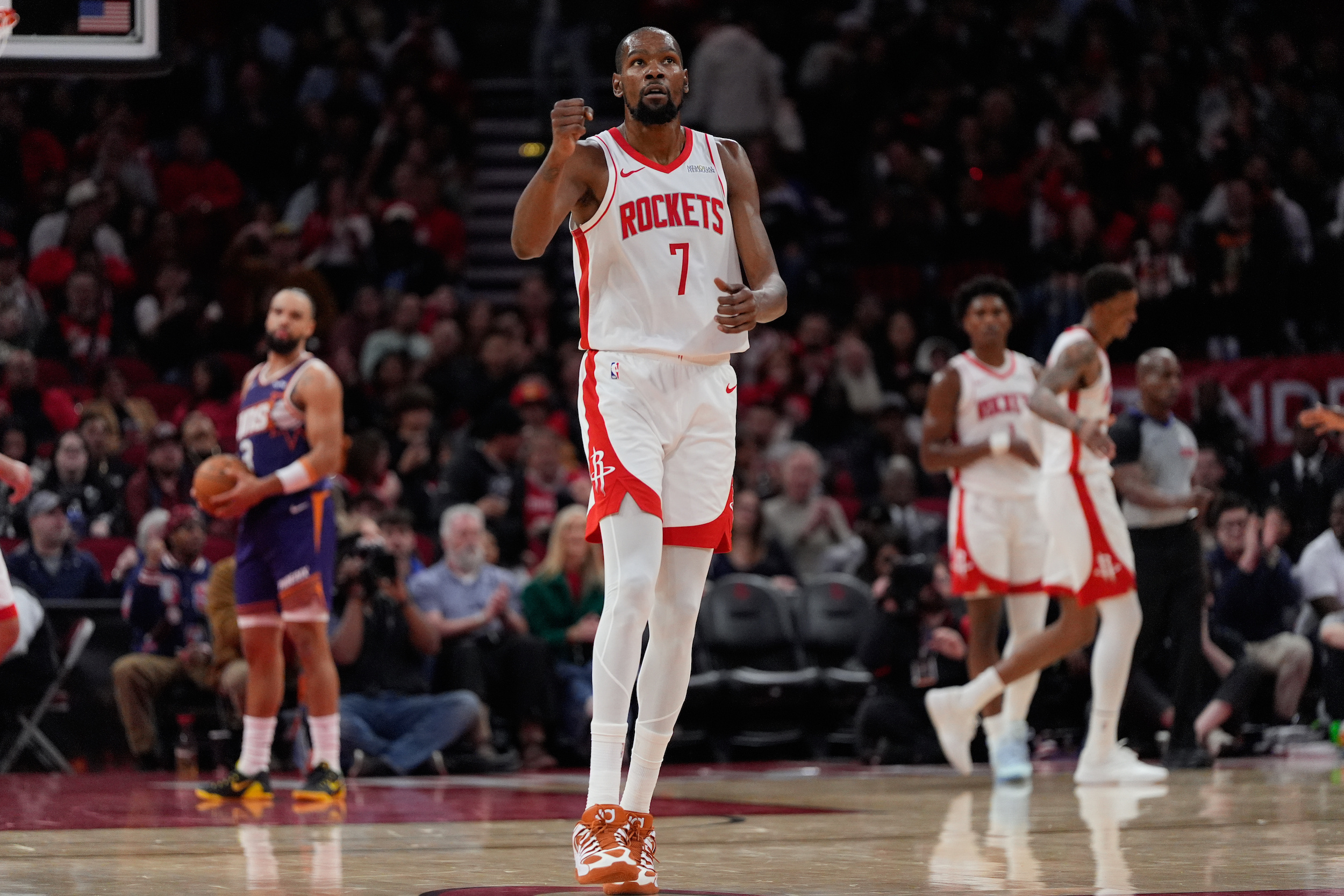 NBA Kevin Durant reaches 31,000 career points, Rockets beat Suns