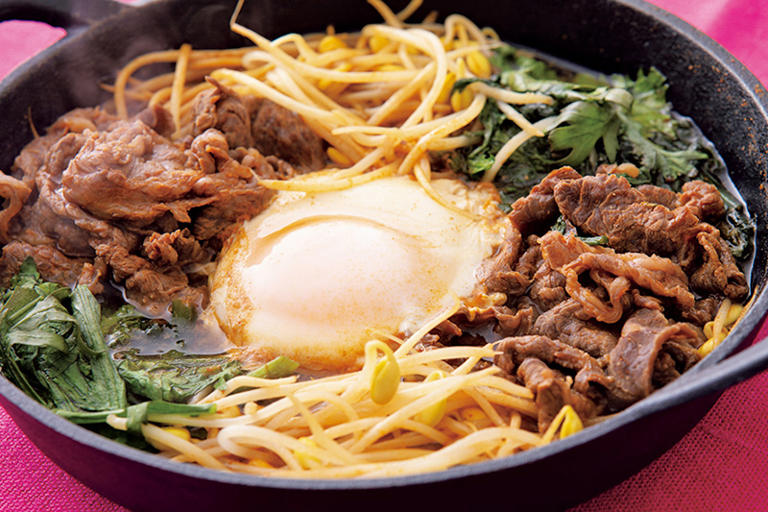 手軽に本格つゆの味》鍋の素にマッチする食材の組み合わせ!絶品の鍋