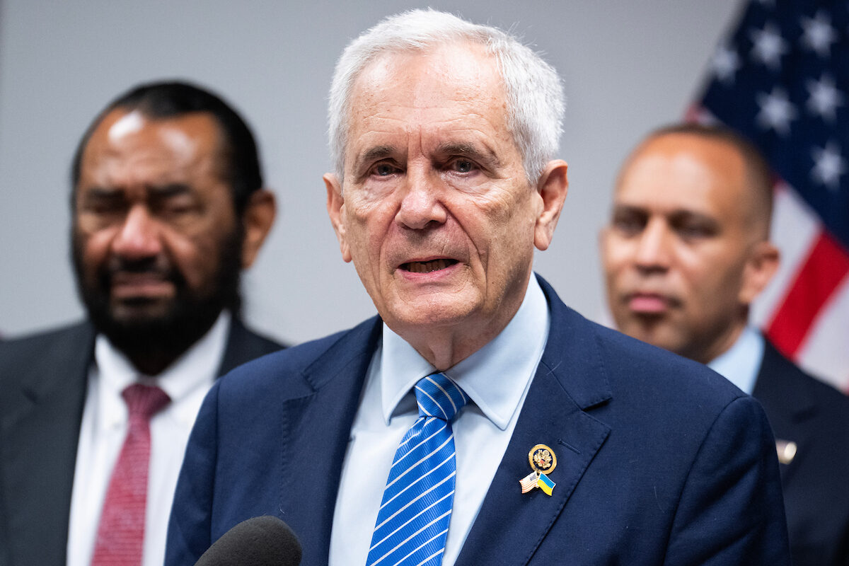 Doggett calls it quits after Supreme Court sanctions new Texas map<br><br>