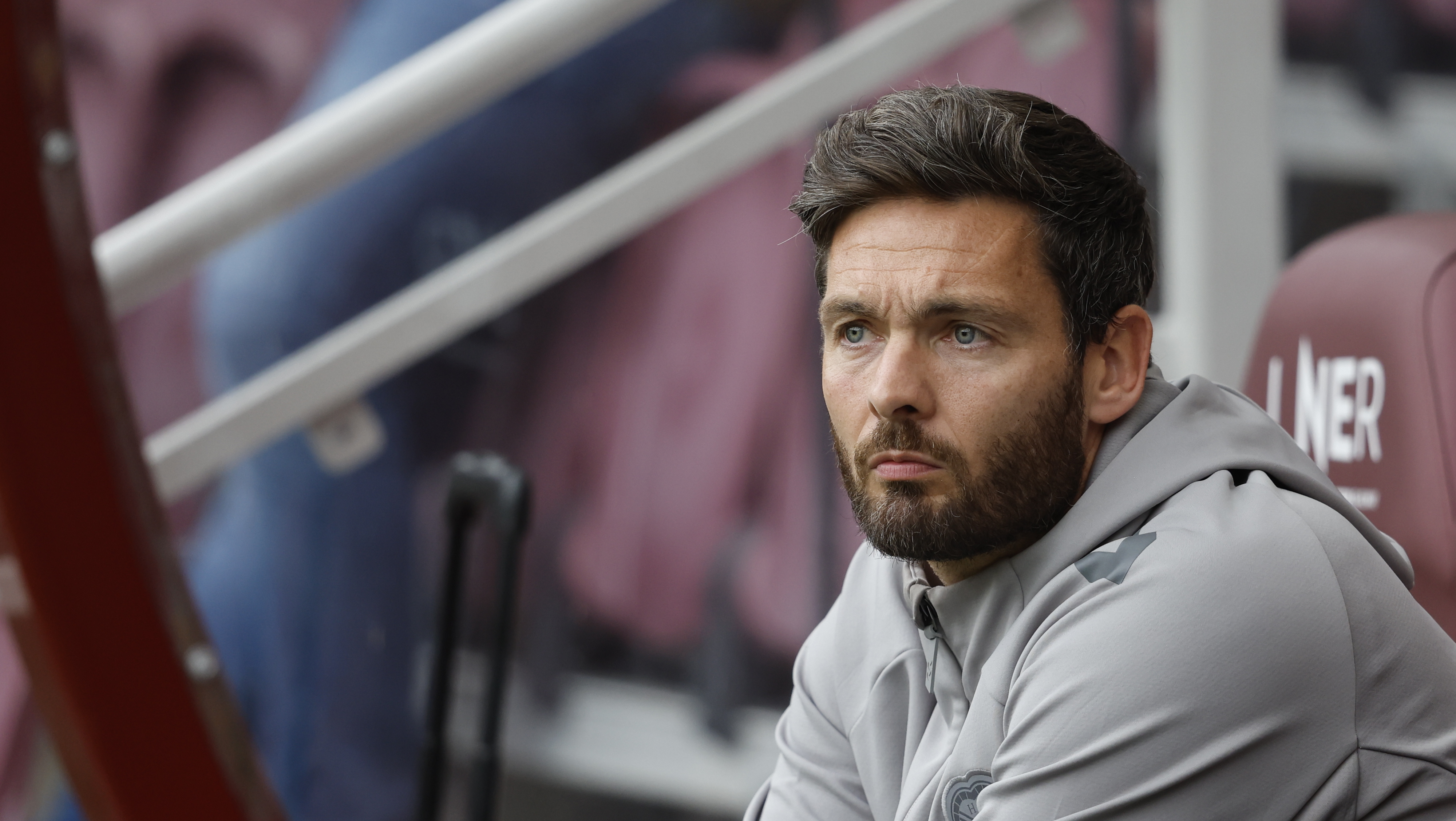 Hearts discuss Craig Gordon's loan prospects and the deciding factor ...
