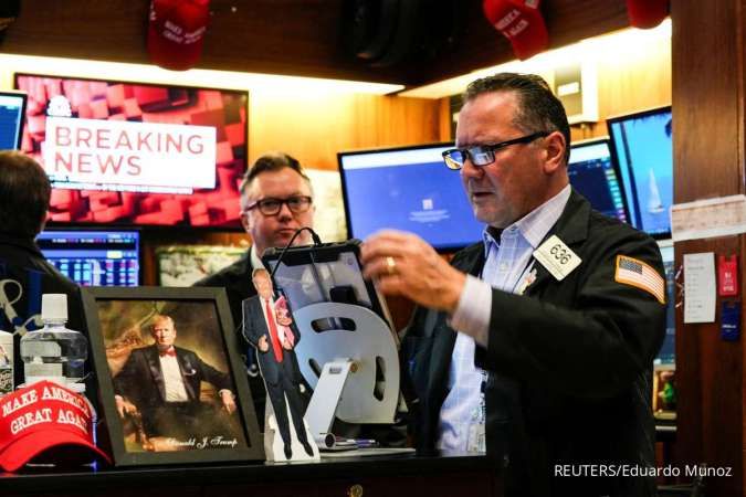 Wall Street melemah, penurunan teknologi hentikan penguatan