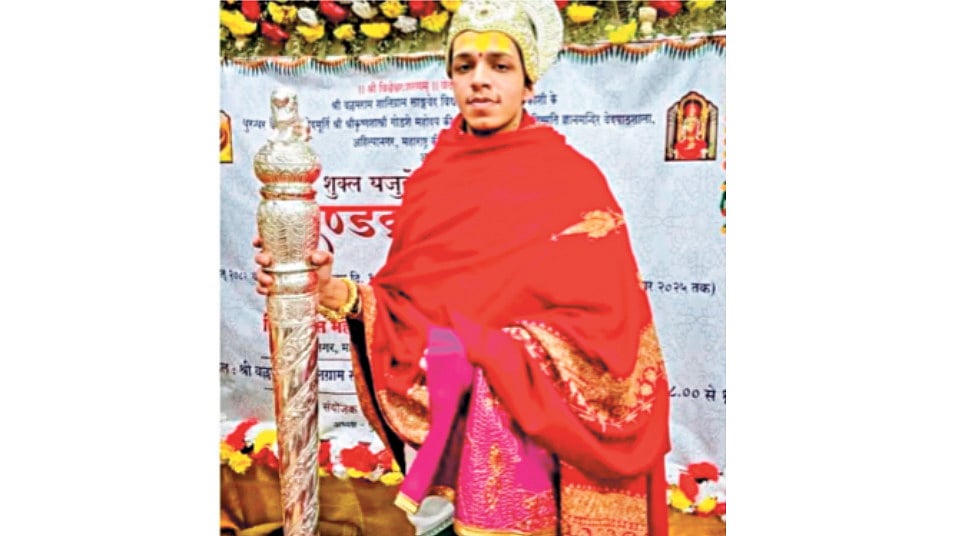 Devavrat Rekhe | देवव्रत रेखे