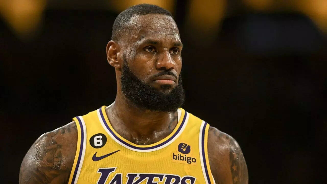 LeBron James shatters Kevin Durant's dream with another untouchable NBA ...