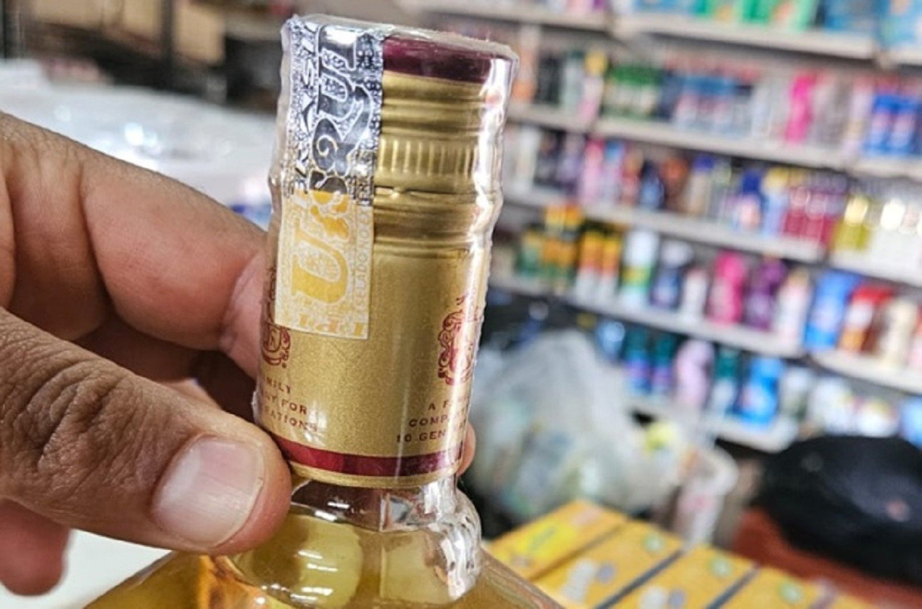 Bebidas alcoólicas falsificadas são apreendidas em estabelecimento em Minas