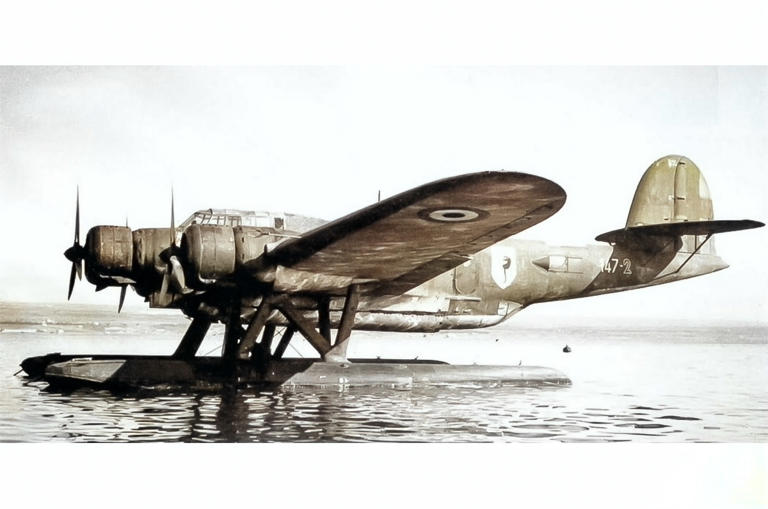Top 10: Beautiful British racing planes