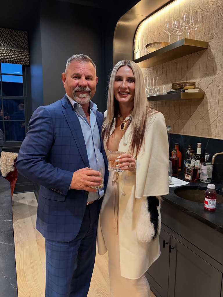 Julianne Hough and Derek Hough's family tree