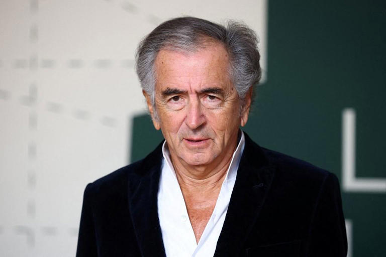 Tunisie : Bernard-Henri Lévy condamné à 33 ans de prison dans une affaire de complot en Tunisie