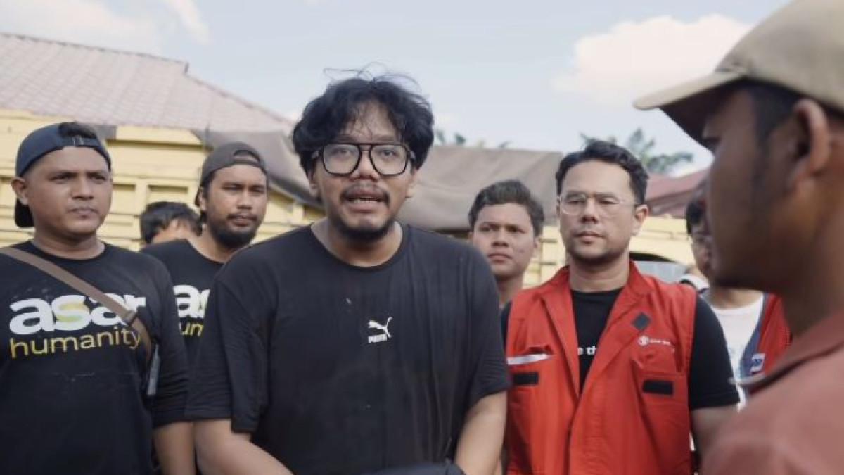 Negara Triliunan, Anggota DPR Endipat Wijaya Dikaitkan Sindiran Ferry Irwandi, Banjir Kritik