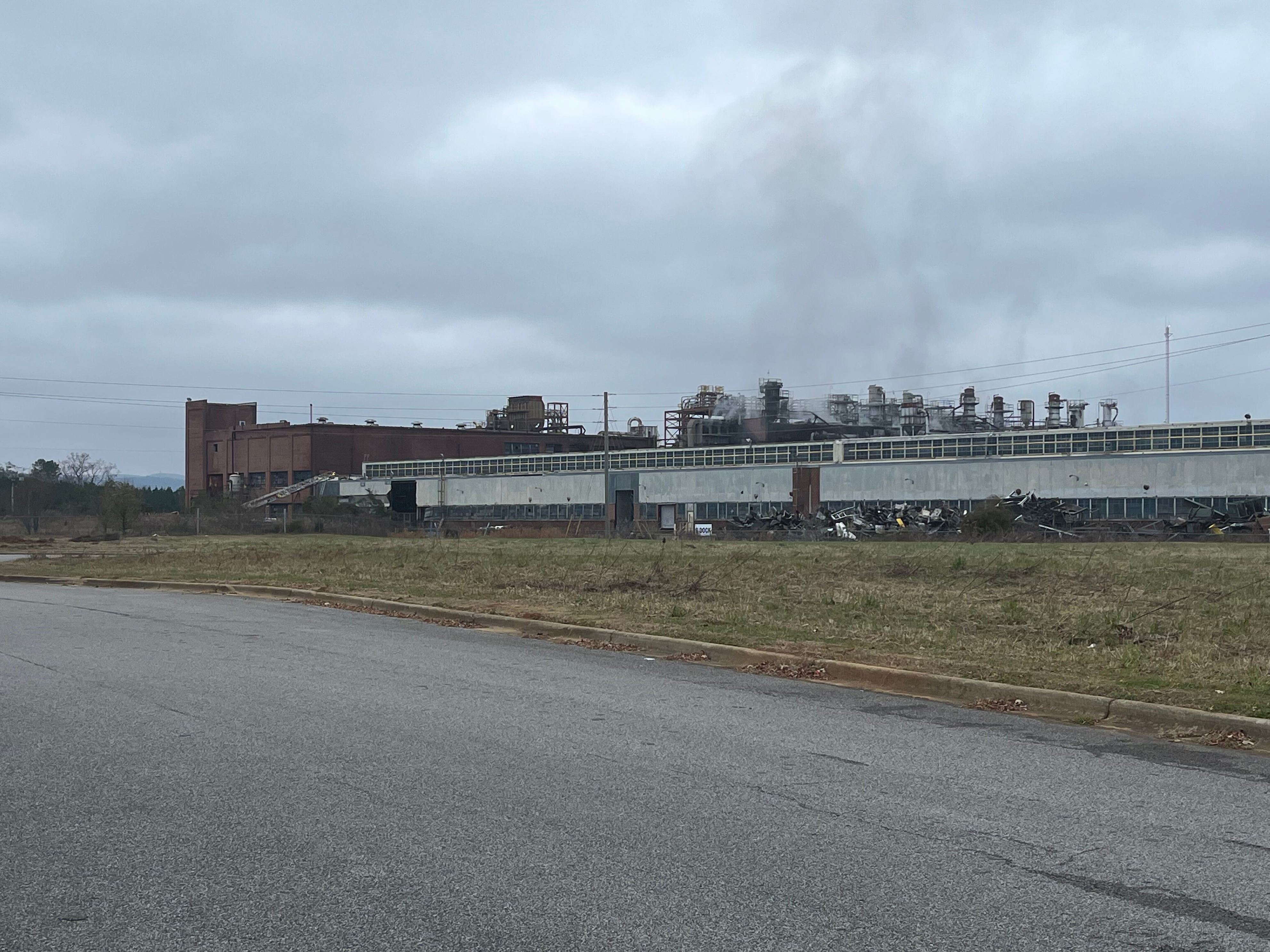 Fire contained at former Goodyear plant in Gadsden