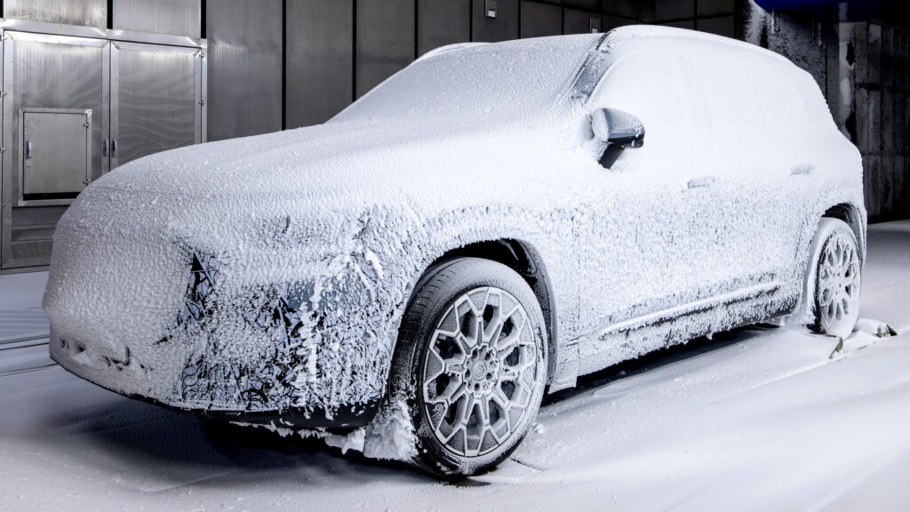 AA1RQF13 Ohio drivers are getting fined for something most people forget in winter