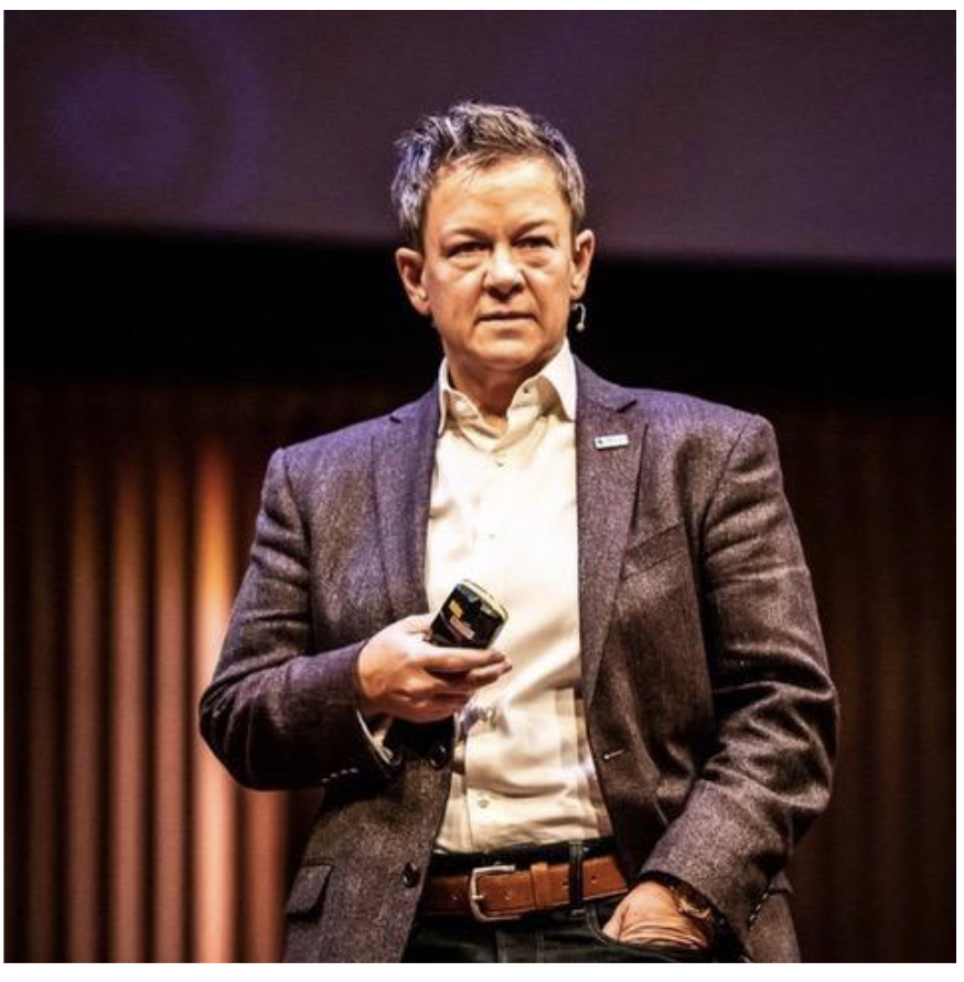 AA1RQOxb Top 5 visionary educators of 2025