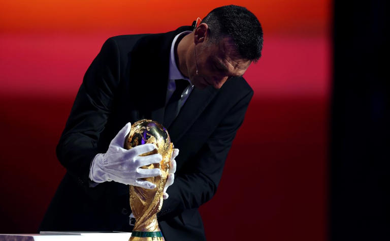 Gianni Infantino, de la FIFA, se disculpa sinceramente con el entrenador argentino Lionel Scaloni tras la controversia del Mundial.