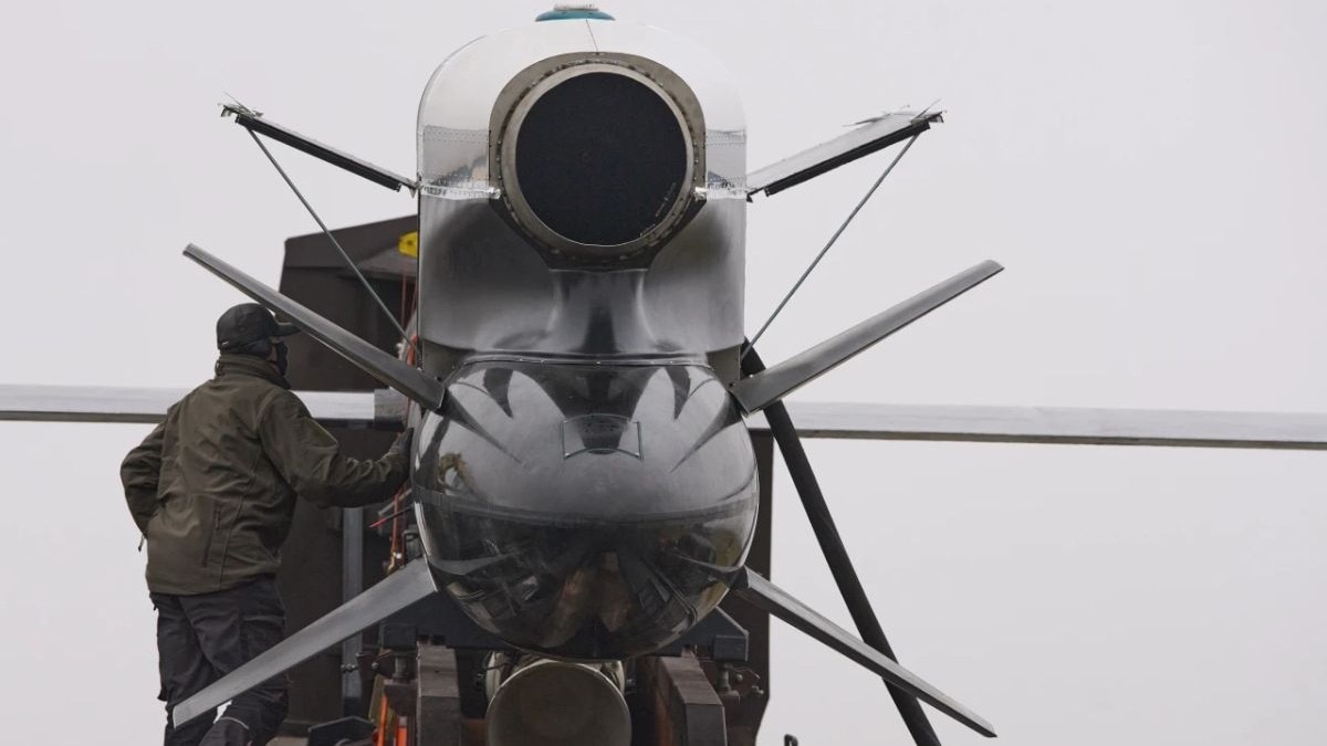 Russia launches massive missile and drone attack on Ukraine amid talks ...