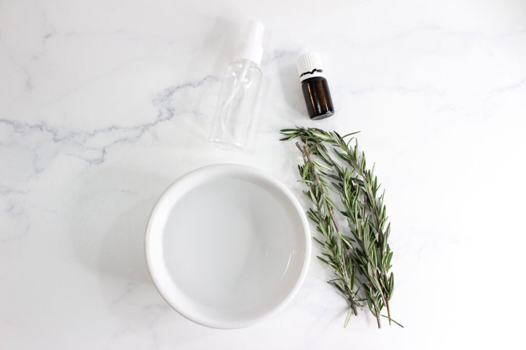 AA1RQZIe DIY rosemary hair spray