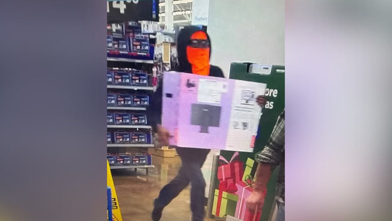 Jacksonville police searching for man accused of stabbing someone at ...