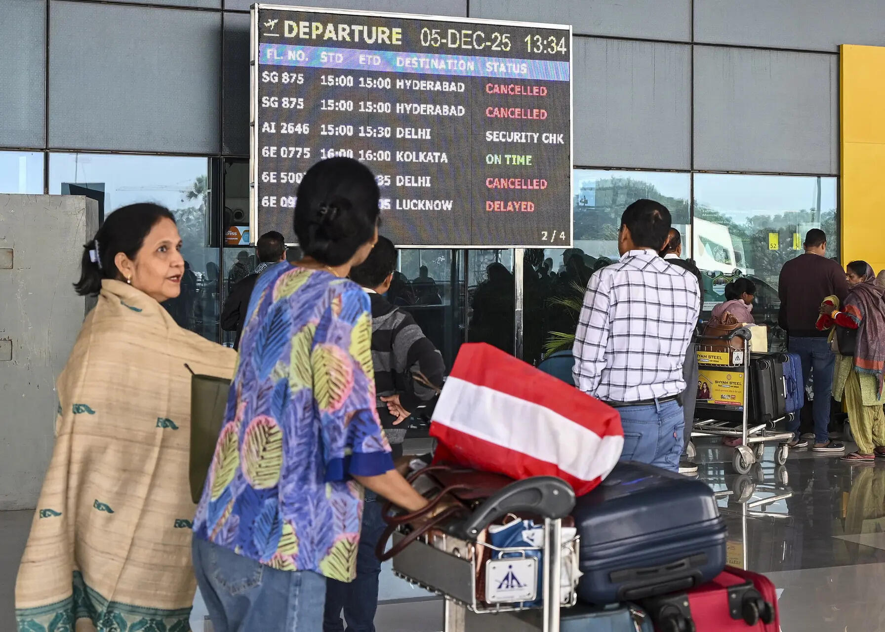 Railways rolls out special trains after mass IndiGo flight cancellations