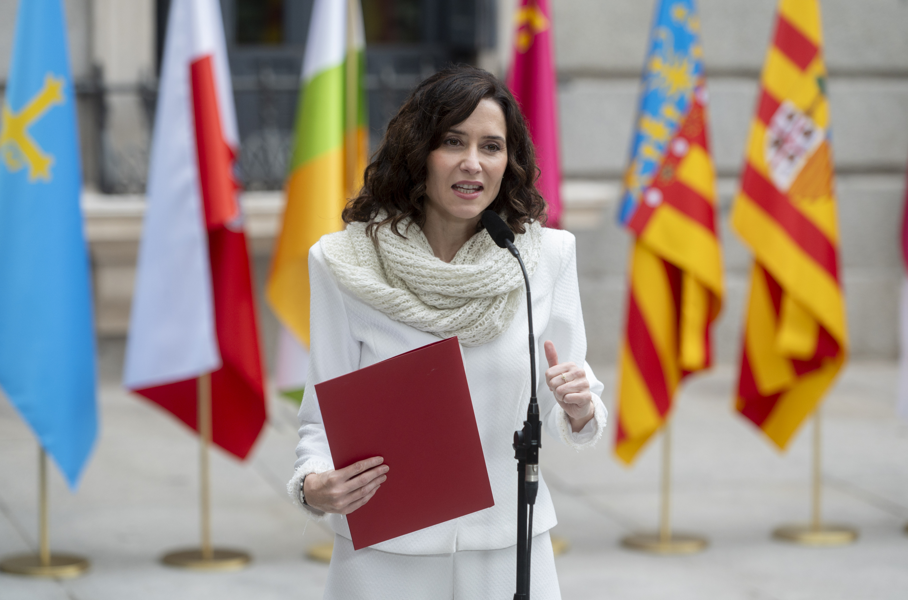 Ayuso acusa al Gobierno de crear escándalos y defiende la gestión del ...