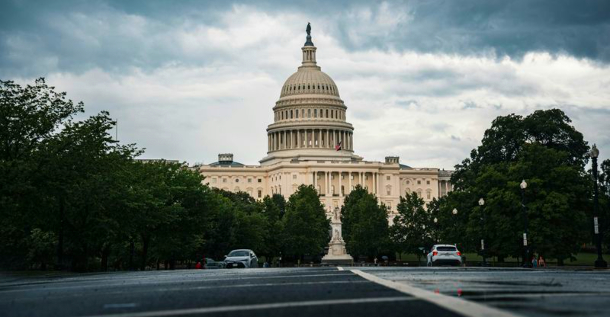 13 states gaining the most new residents this year