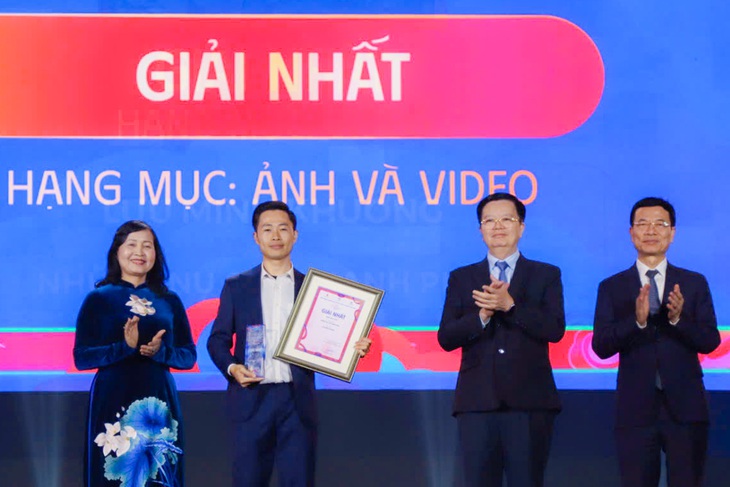 17.000 tác phẩm dự Giải thưởng truyền thông về quyền con người: Việt Nam hiện lên rạng rỡ