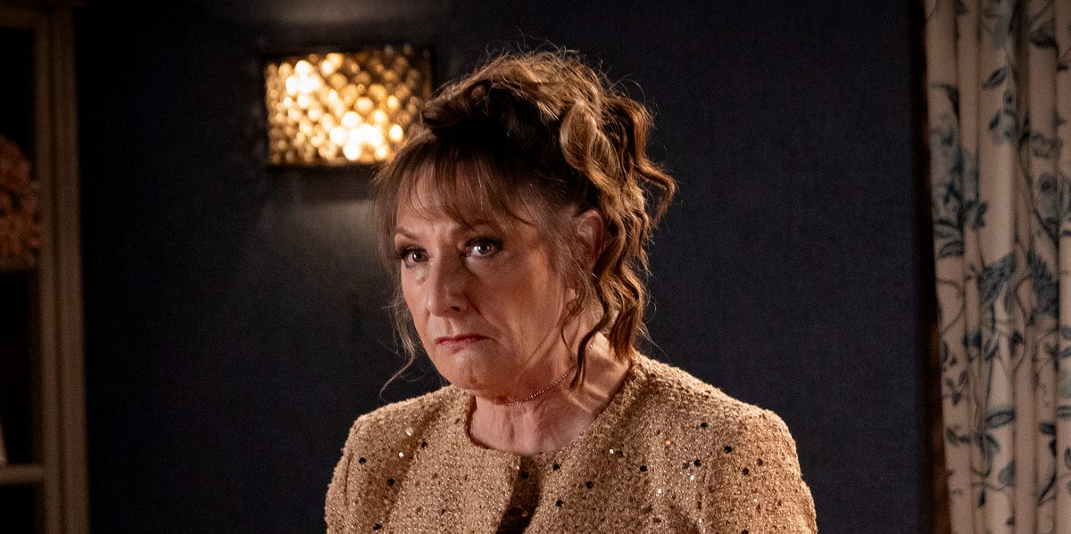 Coronation Street to explain Maggie's strange scene at Ken Barlow's house
