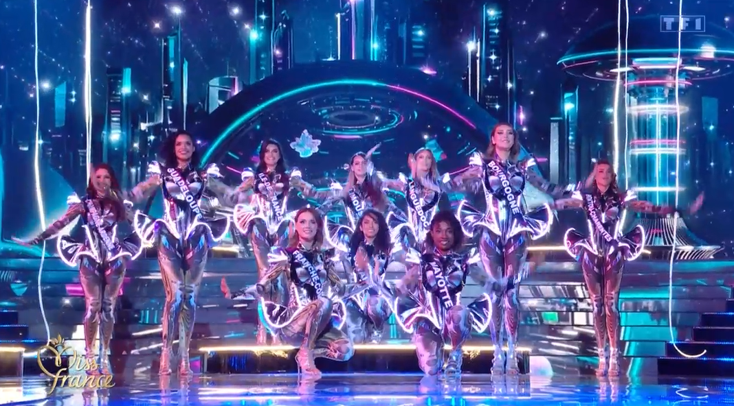 Le tableau futuriste de Miss France 2026 sur TF1