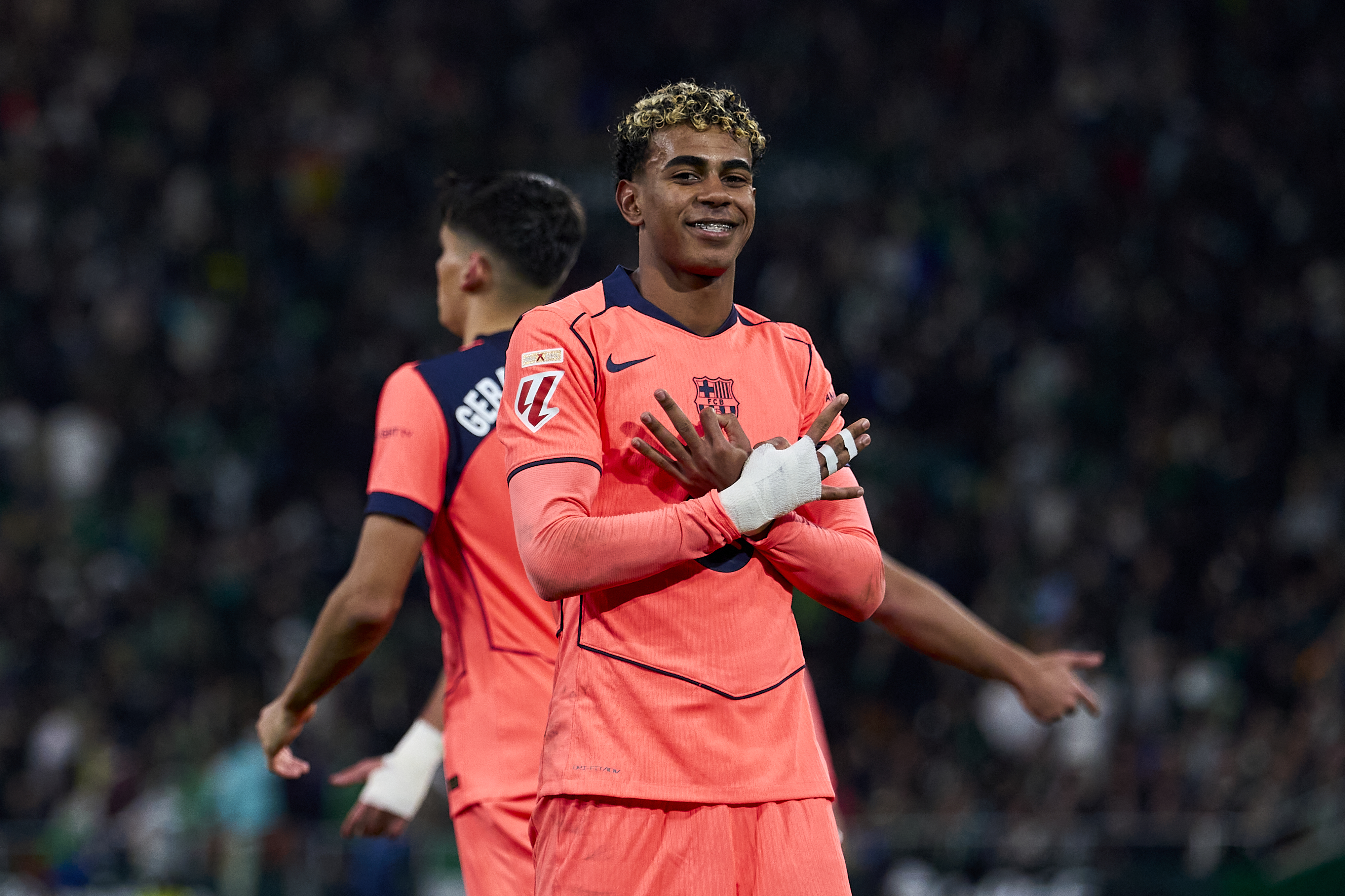 Lamine Yamal puts in a complete performance in a central position for ...