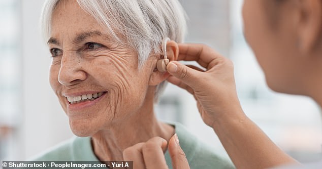 AA1RR7aR The everyday lifestyle tweaks that could slash your risk of dementia in half