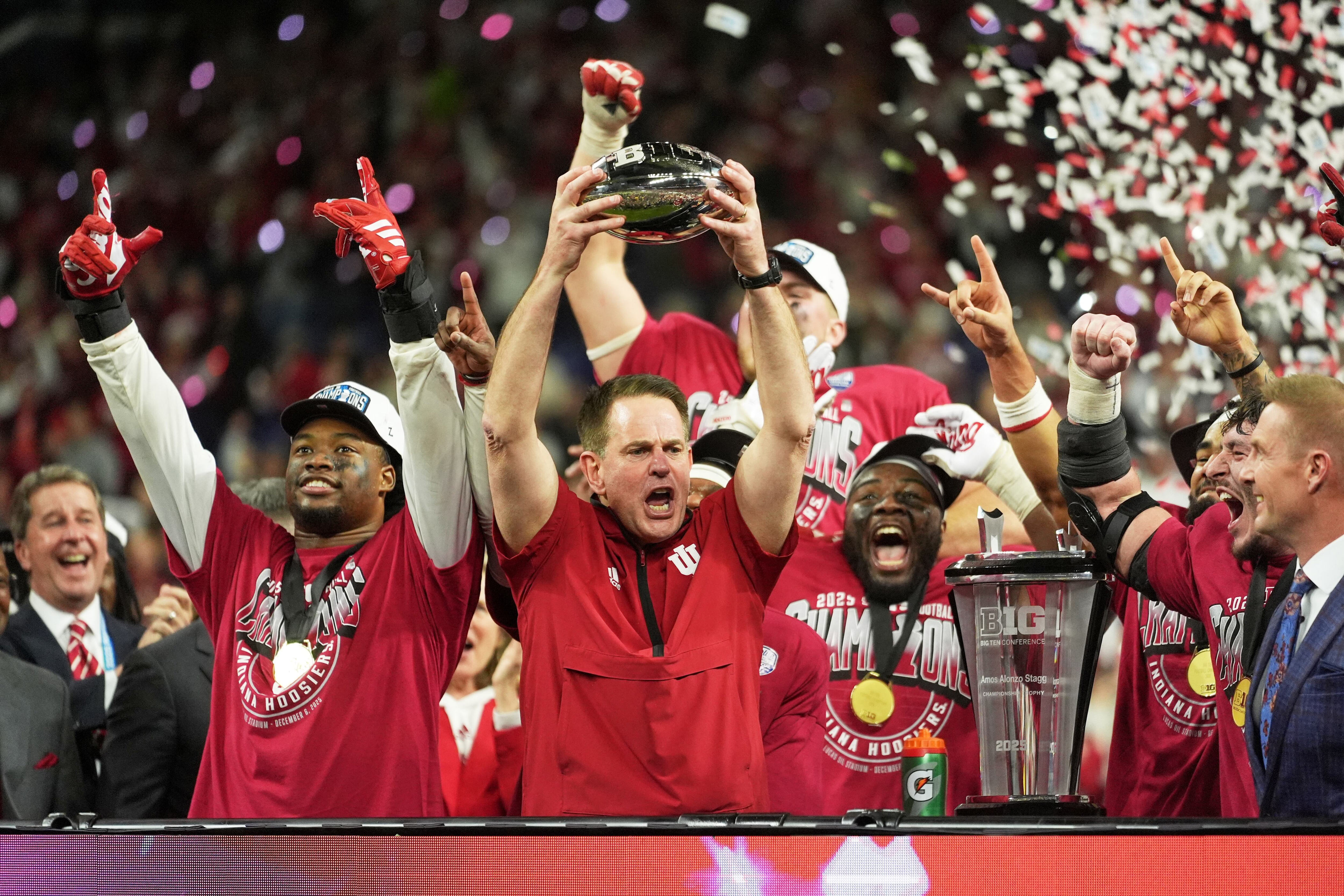 No. 2 Indiana outlasts No. 1 Ohio State 13-10 to win Big Ten Championship