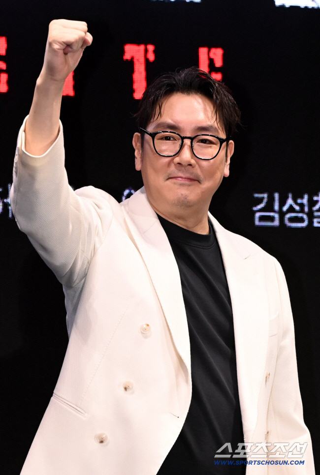 Same controversy, different fate... Yuji Park Na-rae and Cho Se-ho ...