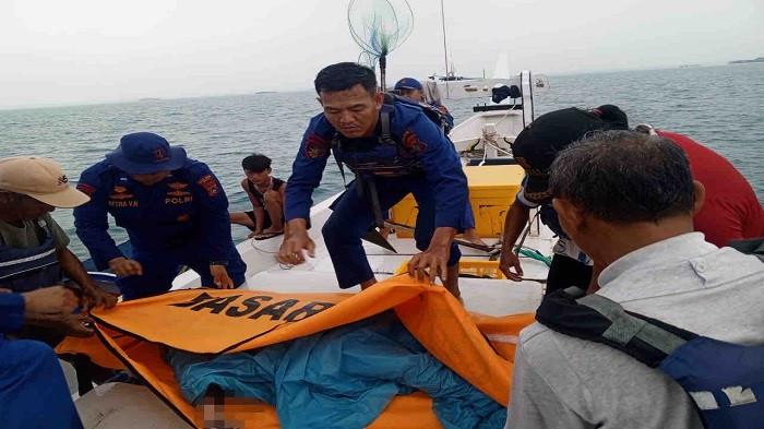 Bocah SD Berenang 10 Meter Sambil Menggendong Ayah yang Disambar Petir, Tahan Sakit agar Tidak Hanyut 1 AA1RRJ29