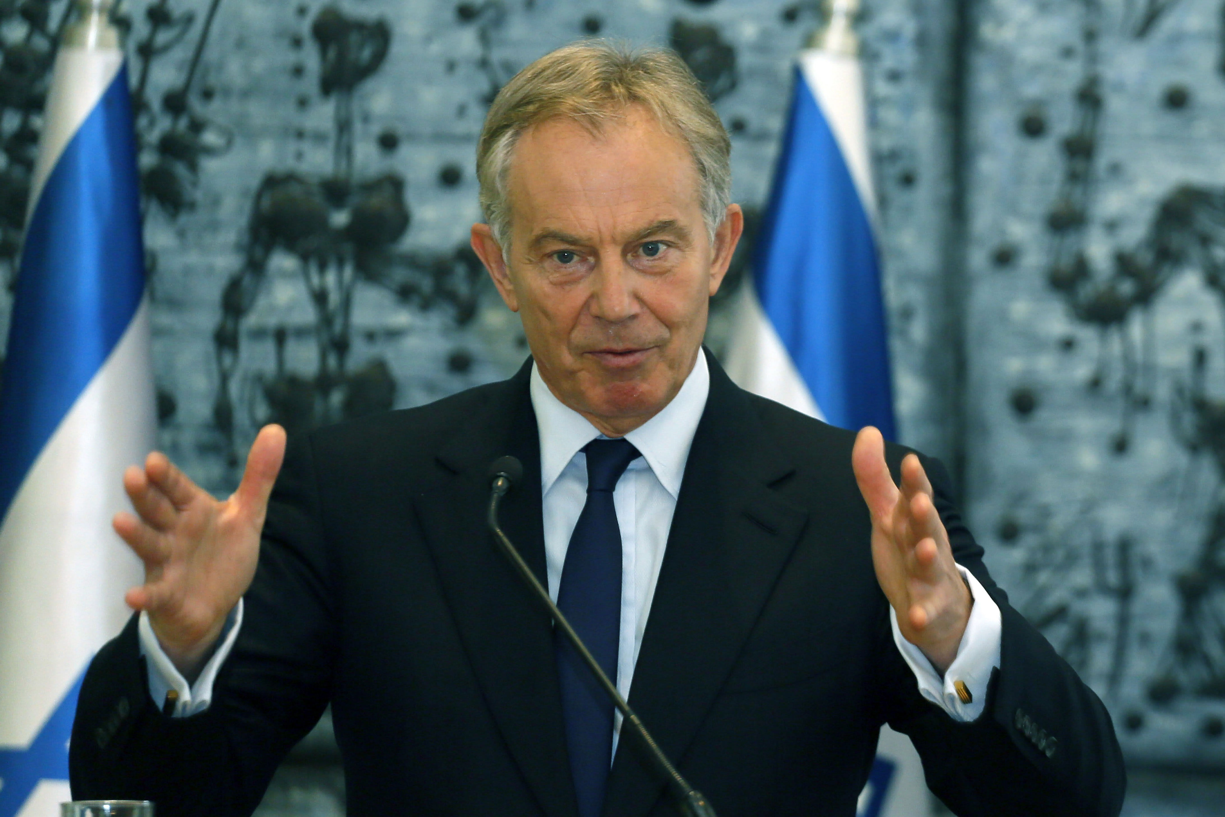 Netanyahu y Tony Blair discuten el futuro de la administración de Gaza y el posible gobierno de la Autoridad Palestina en una reunión secreta.