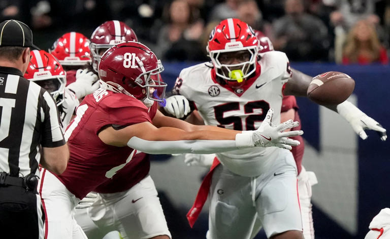 Has Alabama football tight end expectations changed with Richard Owens?