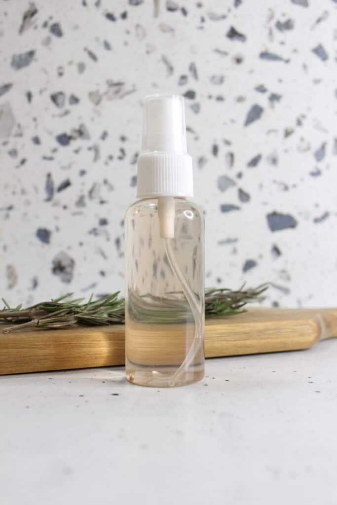 AA1RRbic DIY rosemary hair spray