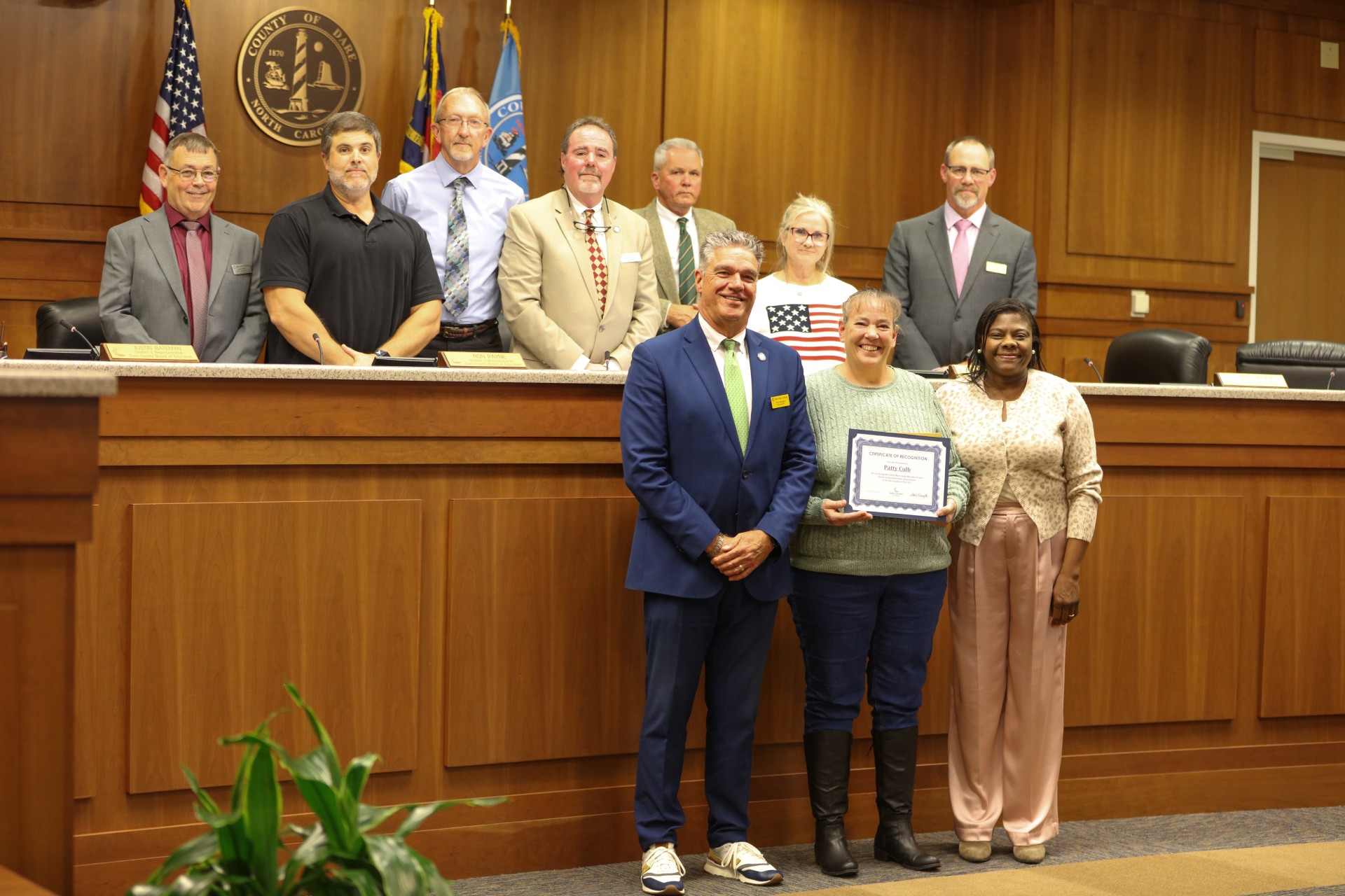 AA1RRdBF First Flight Elementary School nutrition manager receives statewide honor