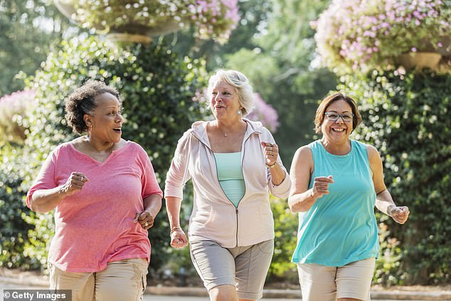 AA1RRiX6 The everyday lifestyle tweaks that could slash your risk of dementia in half