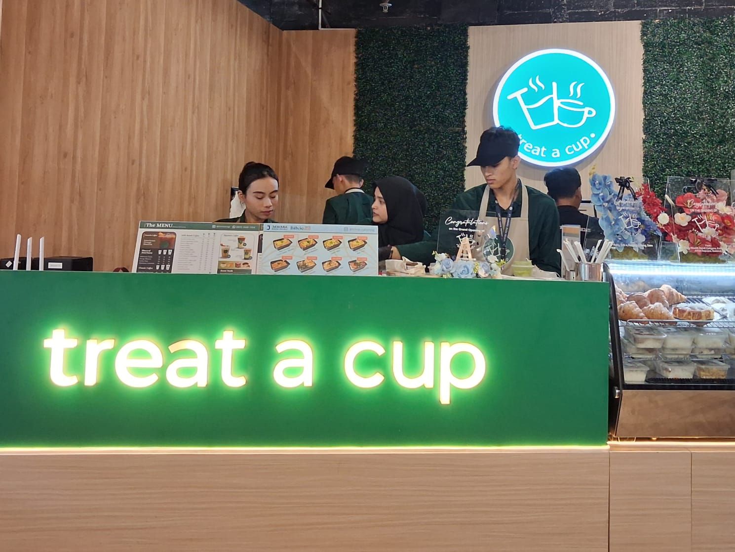 AA1RRp37 Treat a Cup Buka Cabang Kelima di Bandung, Tawarkan Menu Sehat untuk Gaya Hidup Muda