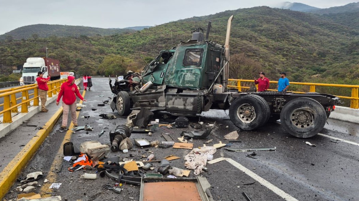 Cierre total en la autopista Guadalajara-Colima: 2 accidentes ...