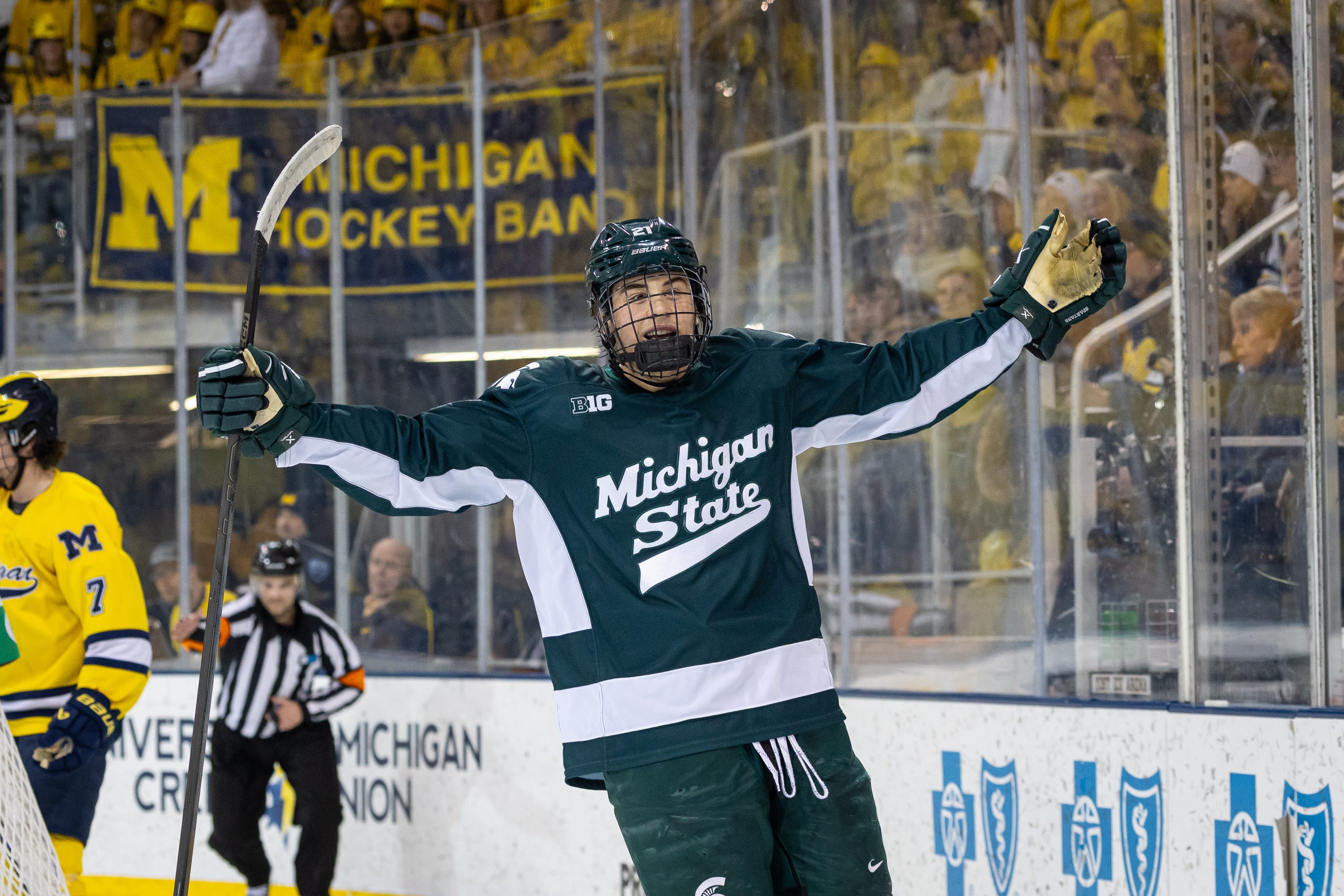 Anthony Romani leads red-hot MSU hockey offense into series at New ...